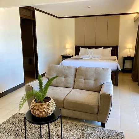 Plaza Del Norte Hotel And Convention Center Laoag Dış mekan fotoğraf