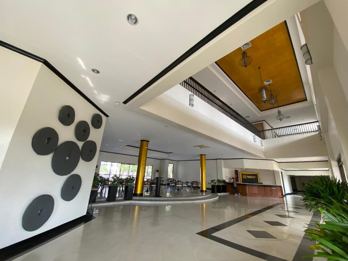 Plaza Del Norte Hotel And Convention Center Laoag Dış mekan fotoğraf